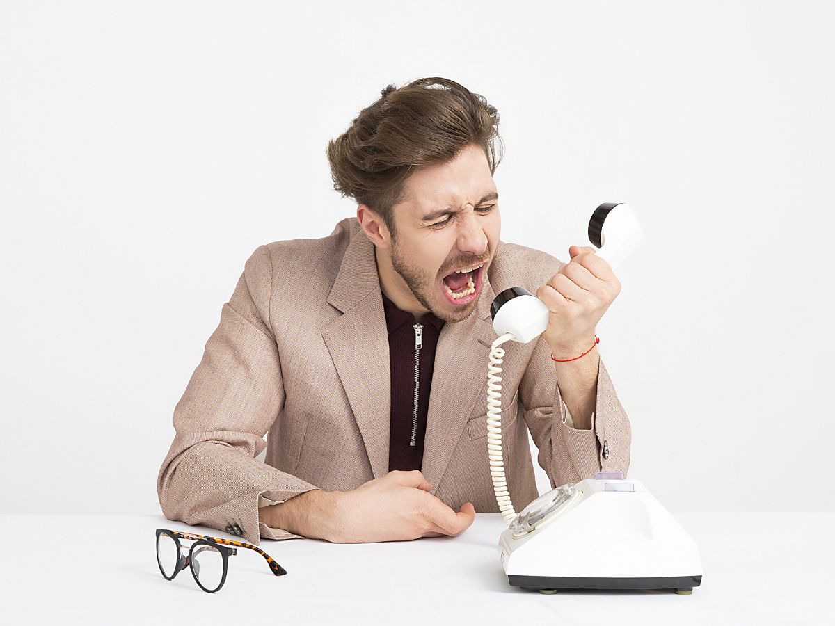 How to Handle Passive-Aggressive Behavior Without Losing Your Cool